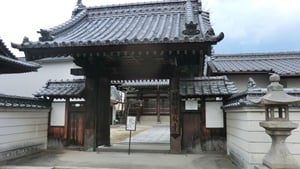 浄土真宗寺院。香川円龍寺の山門